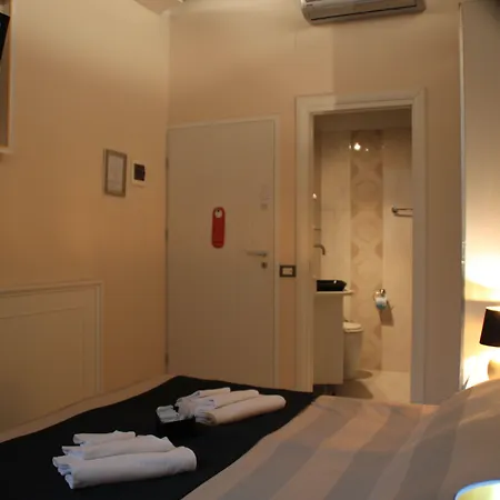Navona Nice Room-3
