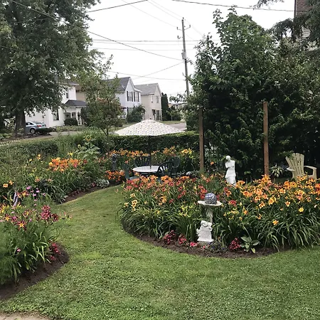 A Moment In Time Bed And Breakfast-3