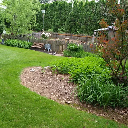 1825 Inn Bed And Breakfast-3