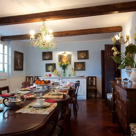 Guest House Arco Dei Tolomei-2
