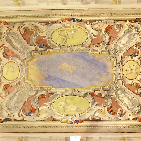 Palazzo Tolomei - Residenza D'Epoca-3