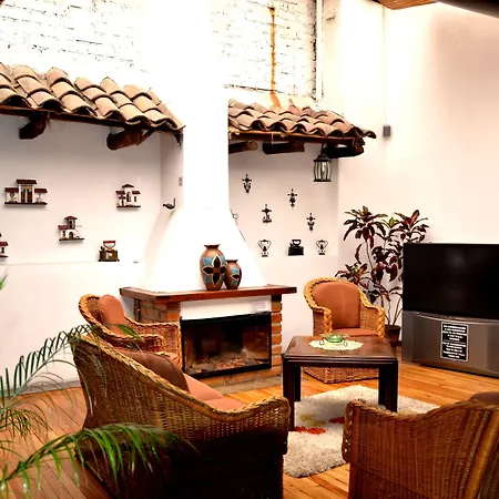 Hotel Casa Ordonez-3