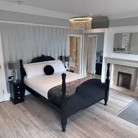 Charnwood Regency Guest House-2
