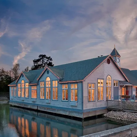 Colonial Inn-2