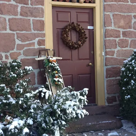 Brownstone Colonial Inn-2