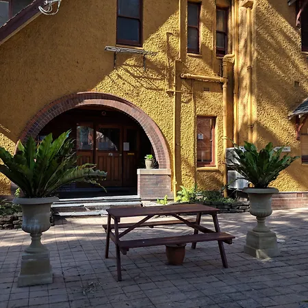 Burwood Bed And Breakfast-2