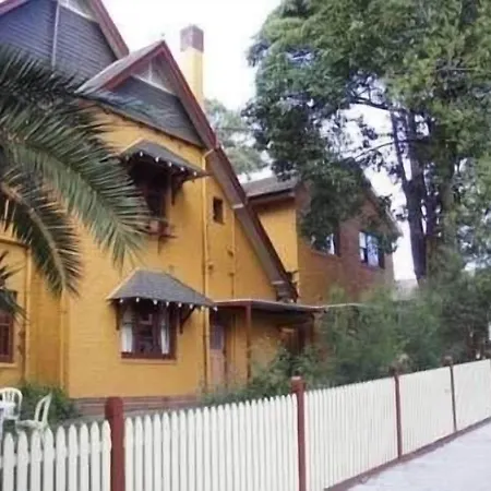 Burwood Bed And Breakfast-3