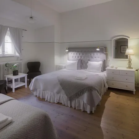 Kastellet Bed & Breakfast-2