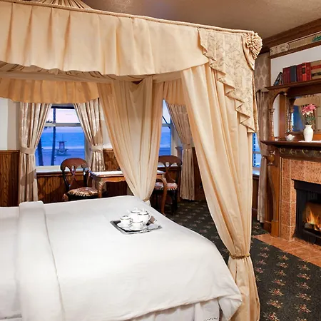 Doryman'S Oceanfront Inn-3