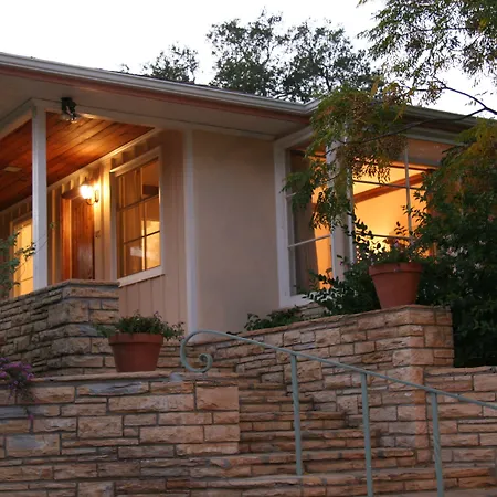 Ojai Retreat & Inn-2