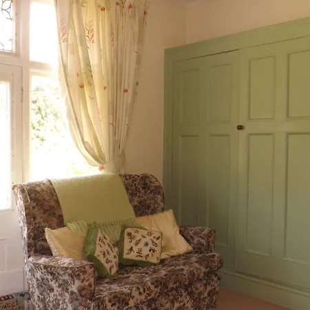 Cedar House B&B-3