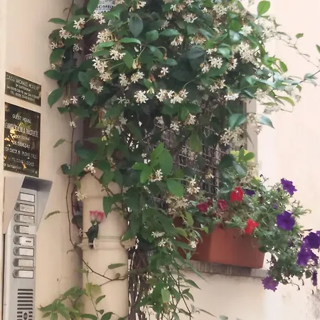 Guest House Ventisei Scalini A Trastevere-3