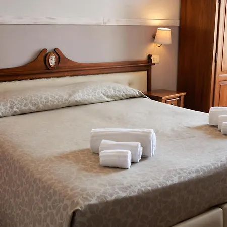 La Collegiata Guest House-2