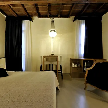 Studio 27-2