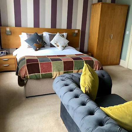 Salisbury Guest House-2