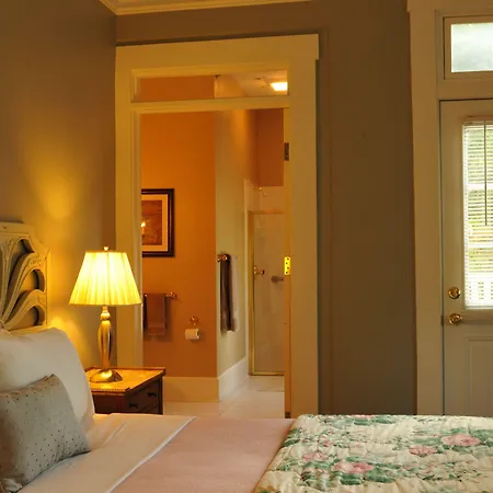 Prairie Guest House-2