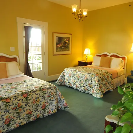 Prairie Guest House-3