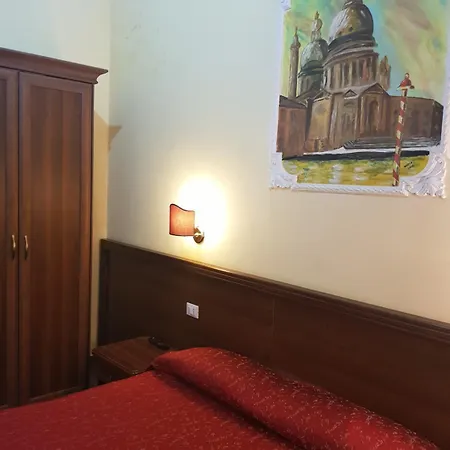 B&B Rudy Center-3