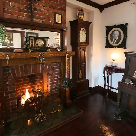 The Old Parsonage Bed & Breakfast-3