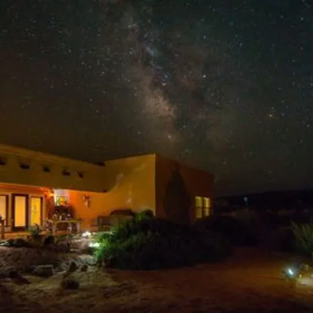 Dreamkatchers Lake Powell Bed & Breakfast-3