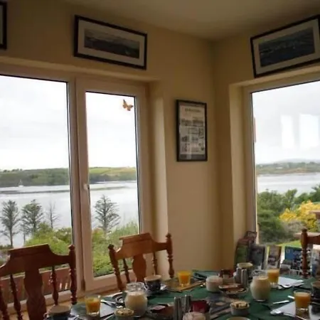 Channel View Bed & Breakfast-3