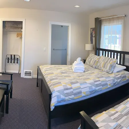 Cambie Lodge-2