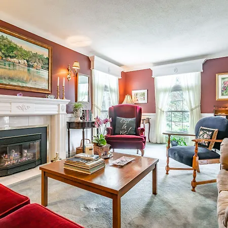 Abacot Hall Bed & Breakfast-2