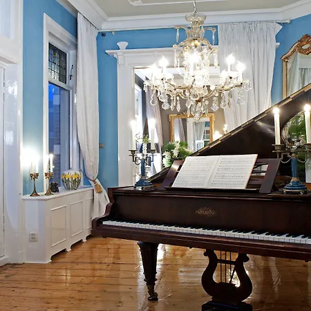 Breitner House-3