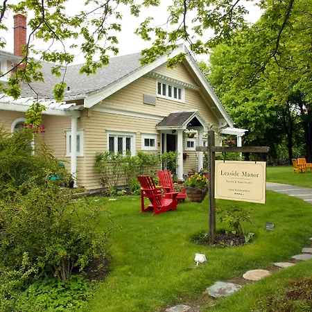 Leaside Manor-2