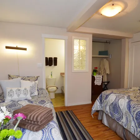 Marketa'S Bed And Breakfast-2