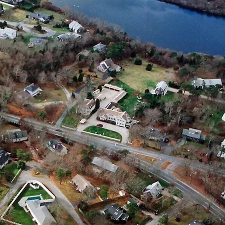 Simmons Homestead Inn-2