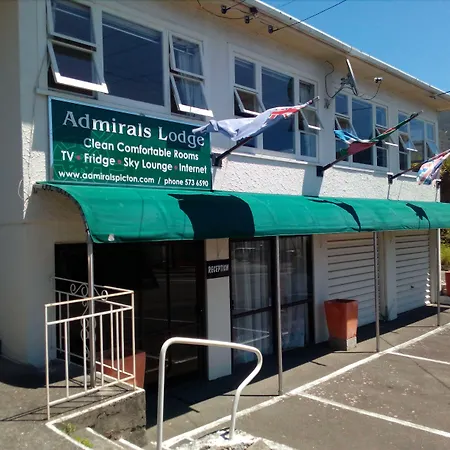 Admirals Lodge-3
