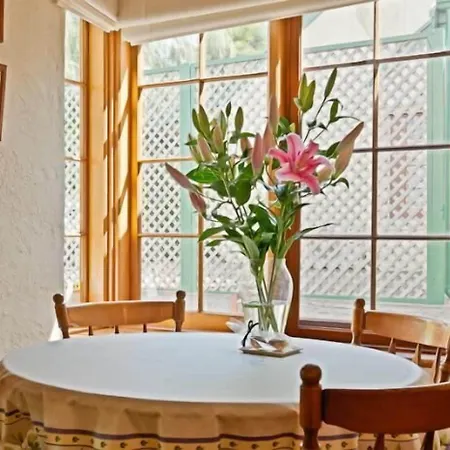 Country Pleasures Bed And Breakfast-2