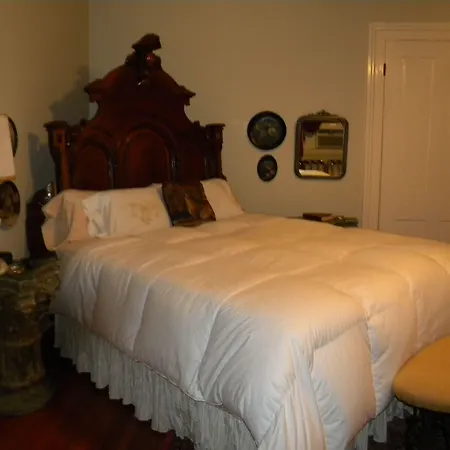 Shadowlawn Bed And Breakfast-3