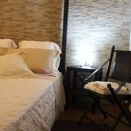 Giumbabulla Luxury House-3