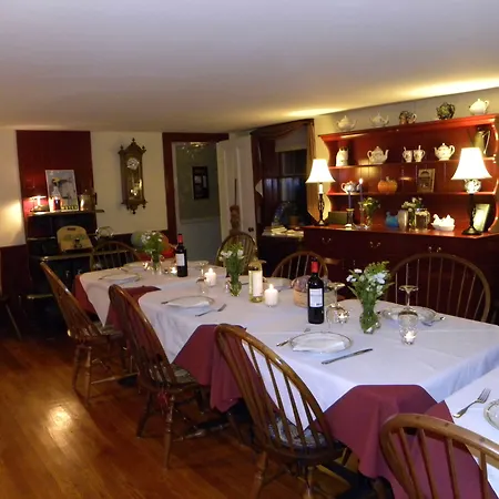 Candleberry Inn On Cape Cod-3