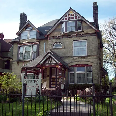 Manderley Bed & Breakfast Inn-2