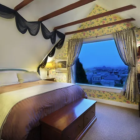 Noe'S Nest Bed And Breakfast-3