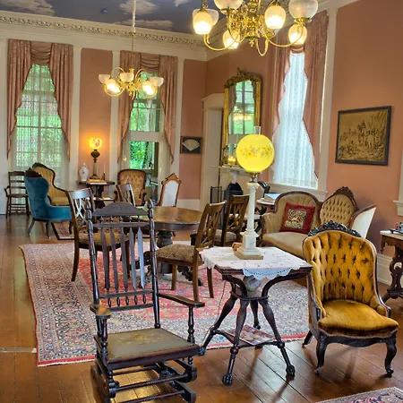 Corners Mansion Inn - A Bed And Breakfast-2