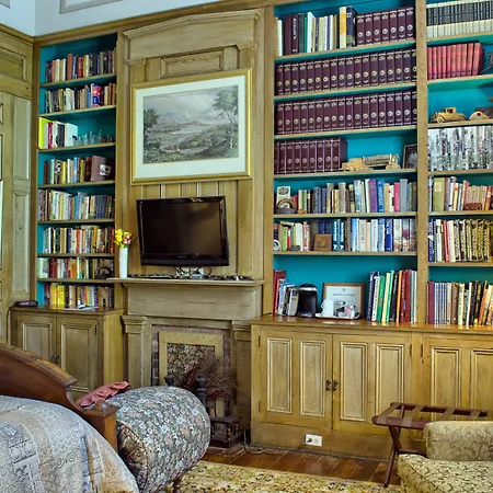 Corners Mansion Inn - A Bed And Breakfast-3