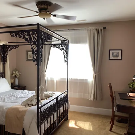 Eagle Rock Bed And Breakfast-3