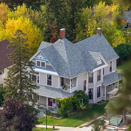 1899 Inn-2
