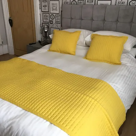 Cartref Guest House-2