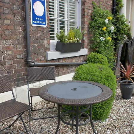 Cartref Guest House-2