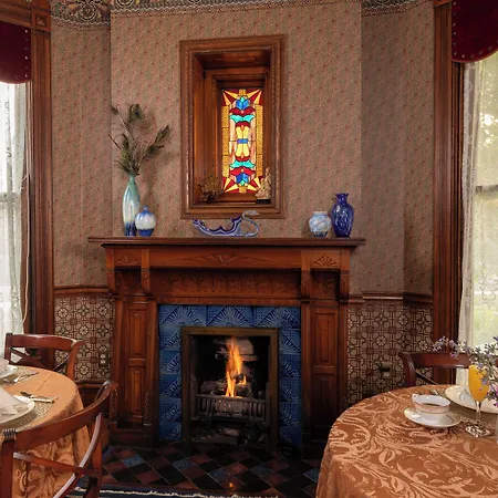 Historic Webster House Bed And Breakfast Inn-3