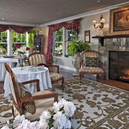 Cozy Rose Inn-3