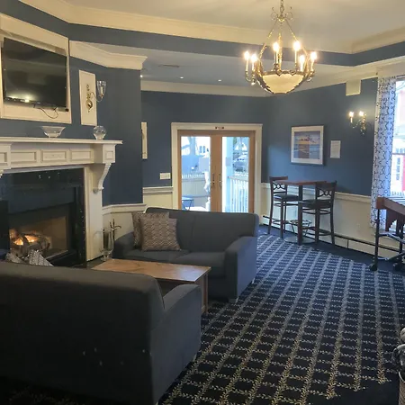 Brasswood Inn-2