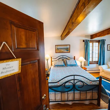 Chambers House B&B-3