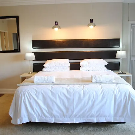B And B Sandton-2