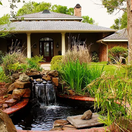 Louisiana Cajun Mansion-3